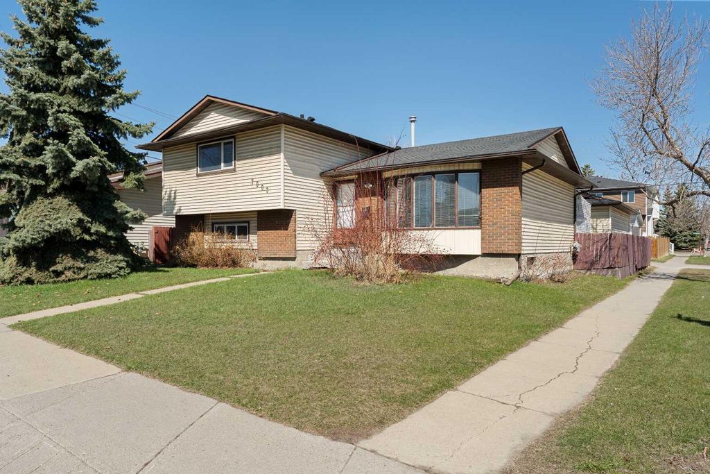 Photo of 7003 Temple Drive NE, Calgary, AB T1Y 4Z4 (MLS # A2307481)
