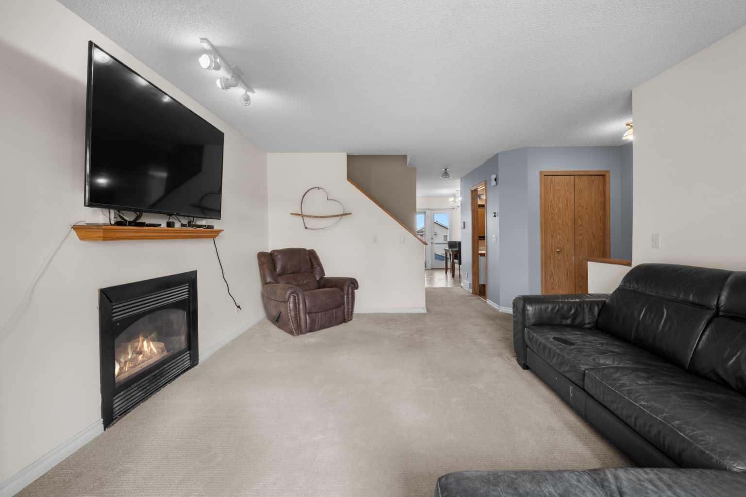 10884 Hidden Valley Drive NW