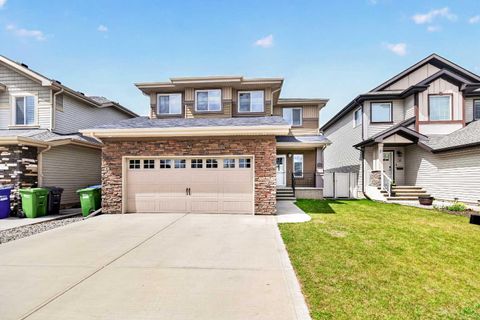 Photo of 22 Caribou Crescent, Red Deer, AB T4P 0T5 (MLS # A2300077)