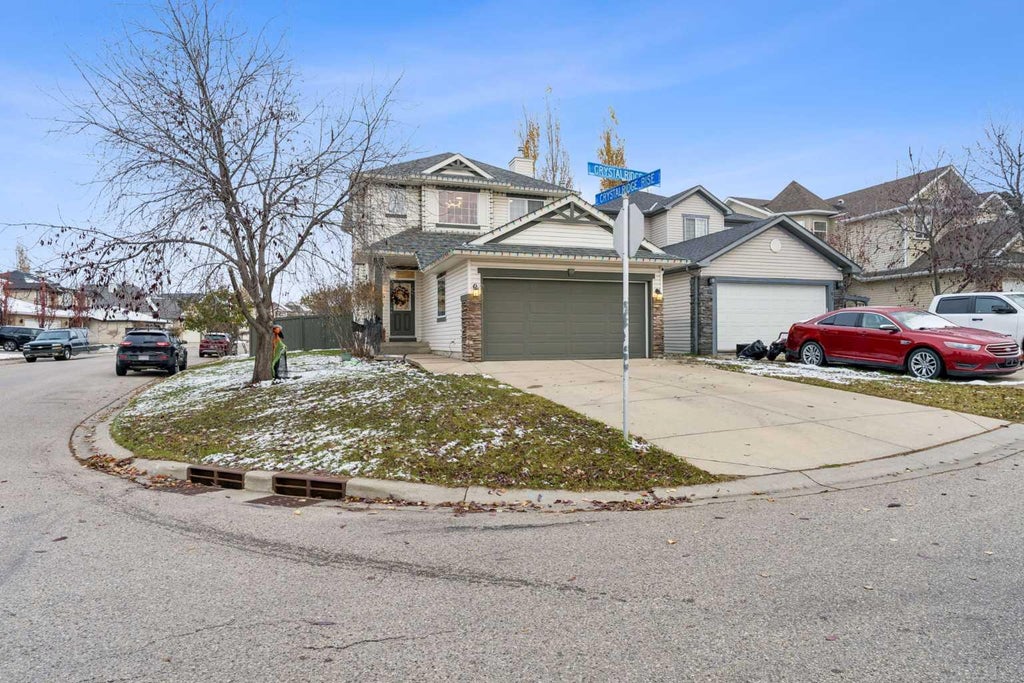 Photo of 89 Crystalridge Close, Okotoks, AB T1S 1W5 (MLS # A2355236)