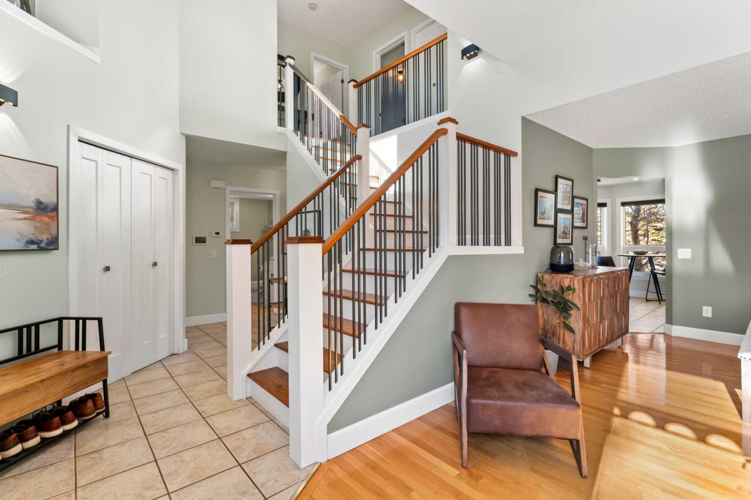 49 Macewan Ridge Close NW