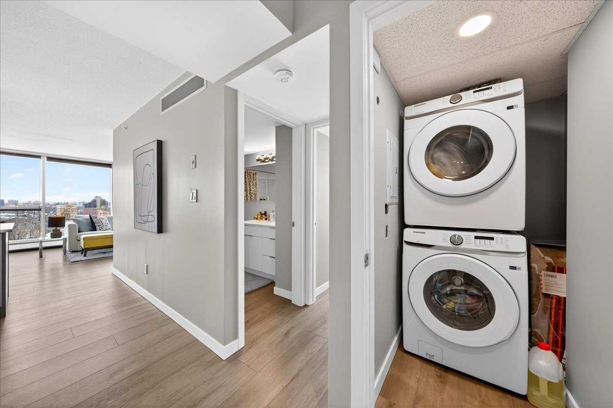 188 15 Avenue SW 1707