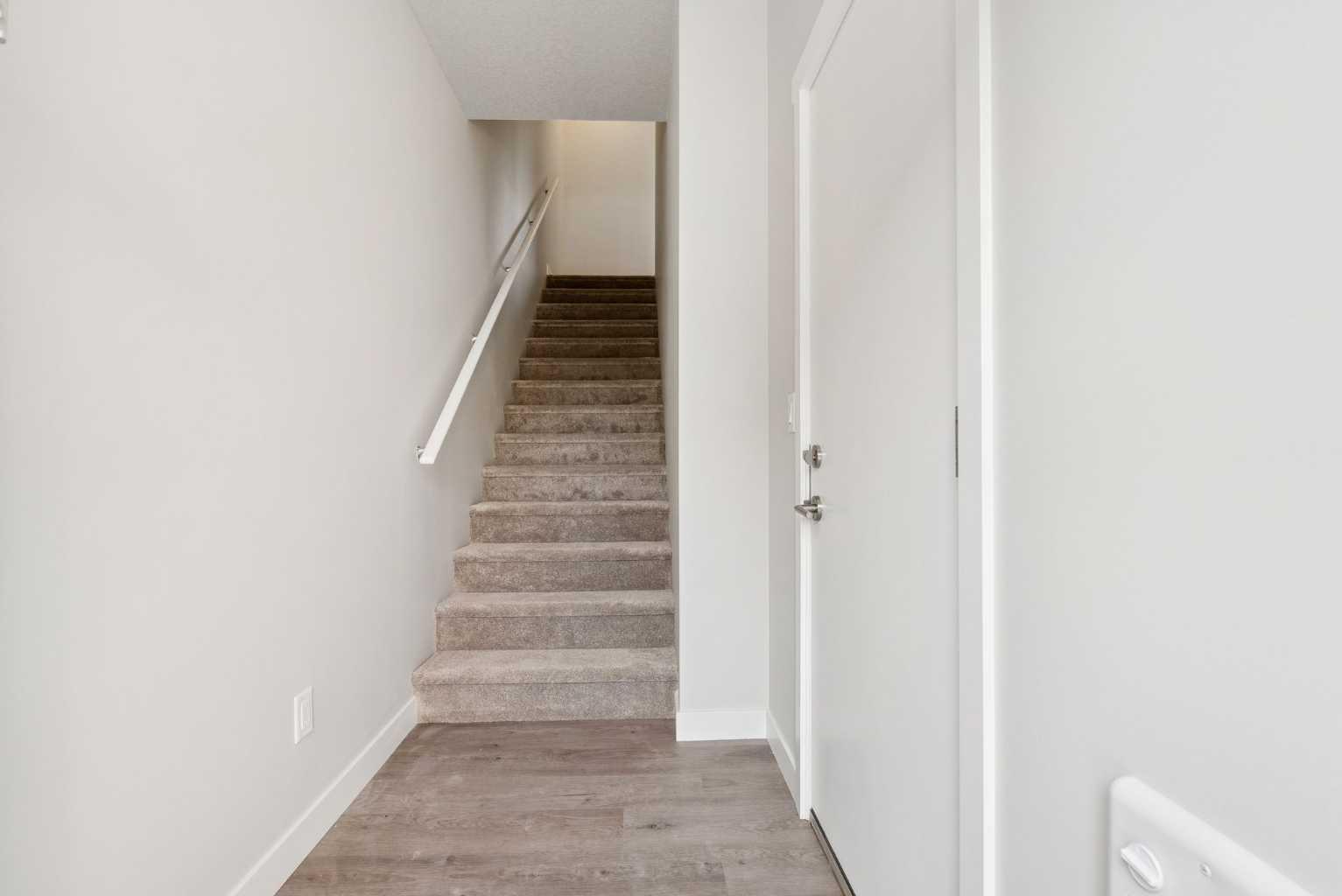 107 Shawnee Square SW