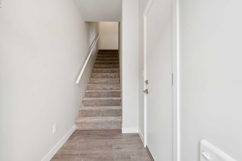 Photo of 107 Shawnee Square SW, Calgary, AB T2Y 0W4 (MLS # A2268566)