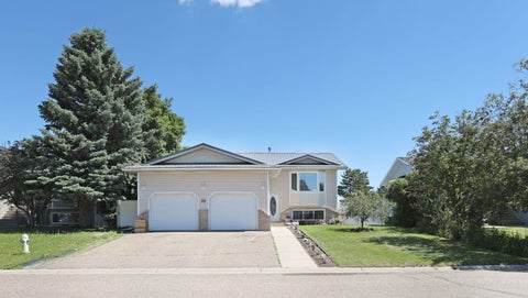 Photo of 28 Upland Crescent W, Brooks, AB T1R 0P9 (MLS # A2306000)