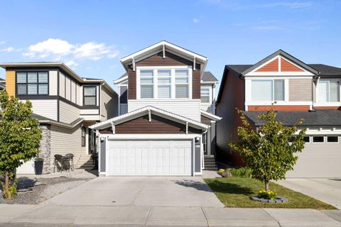 43 Seton Rise SE Calgary AB T3M 2V3