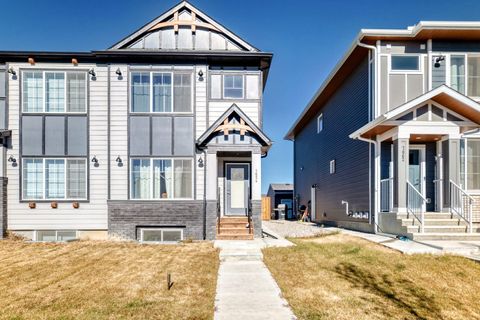 7654 202 Avenue SE Calgary AB T3S 0H7