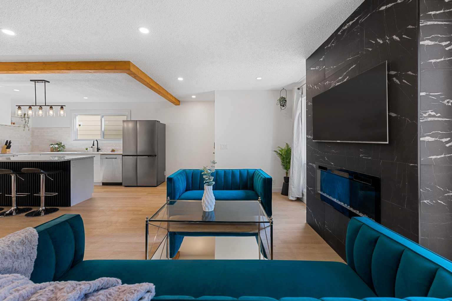 966 Berkley Drive NW