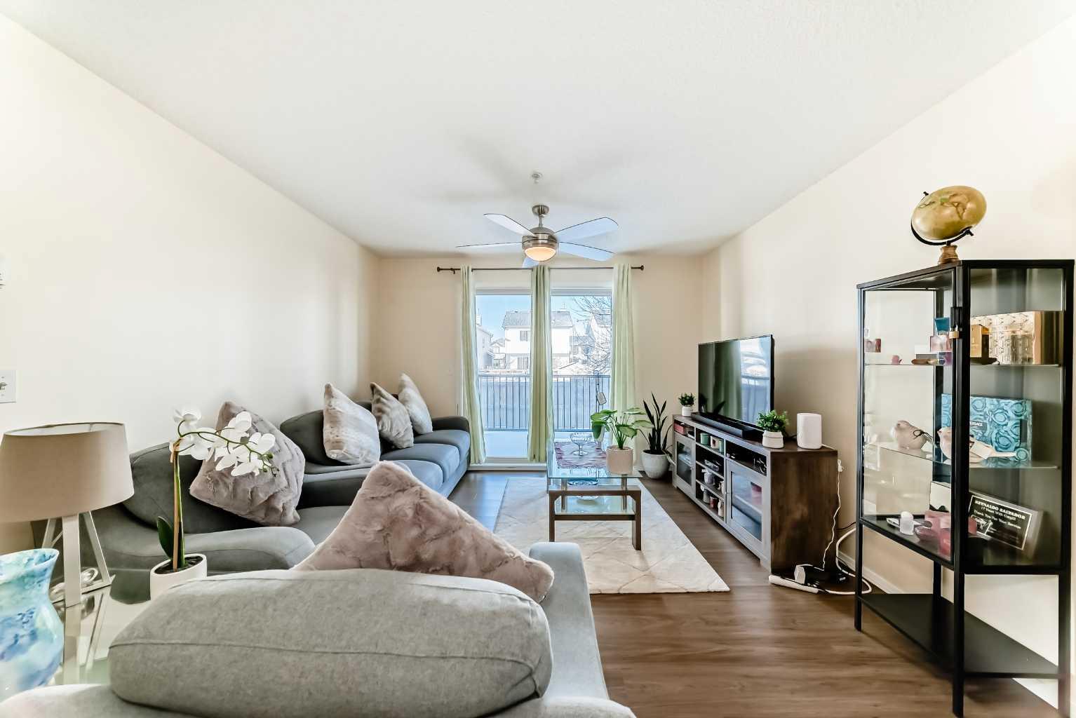 8 Bridlecrest Drive SW 1219