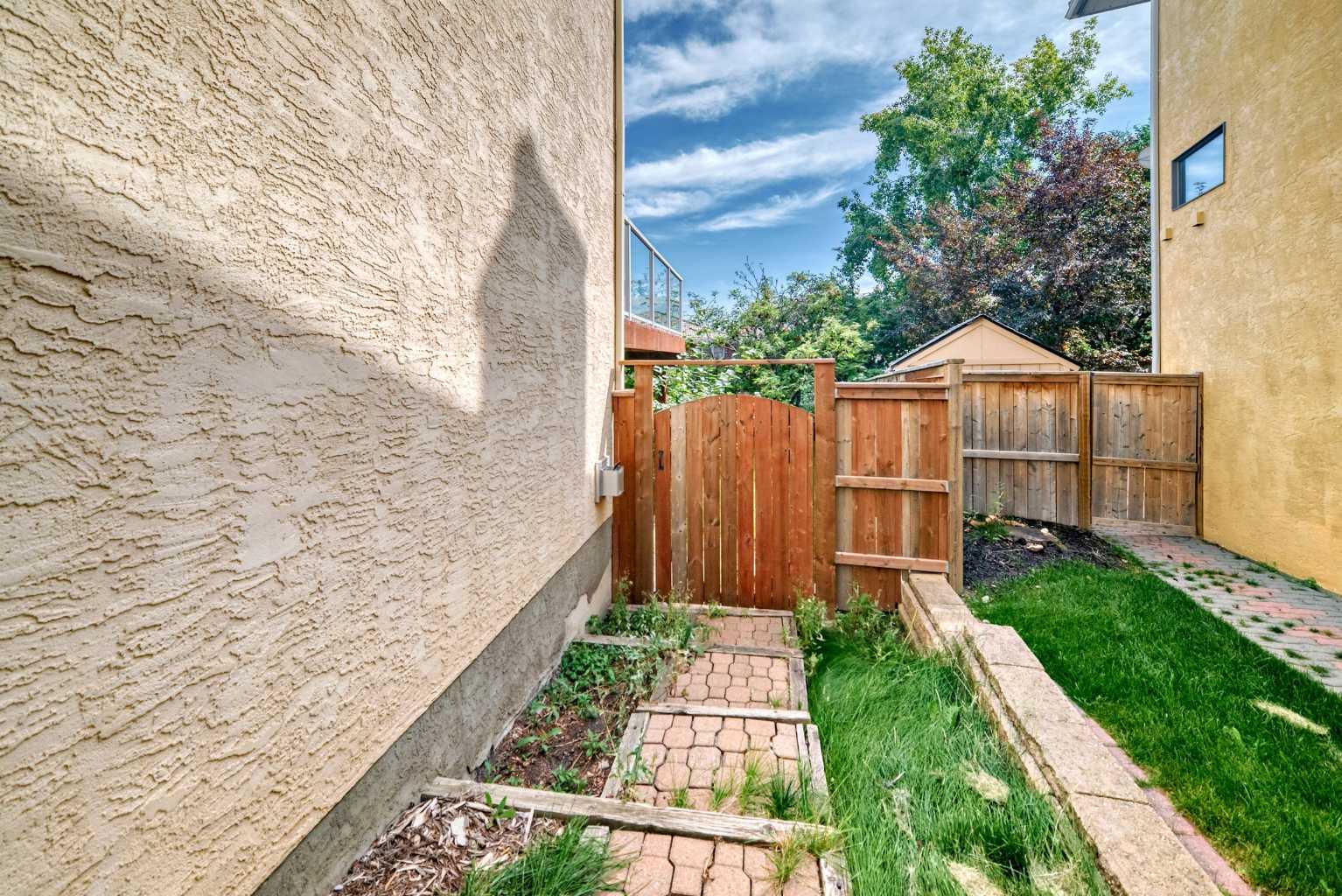 7 Signature Mews SW