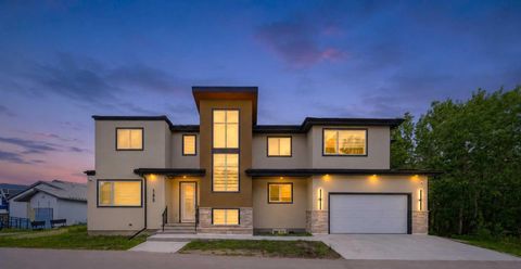Photo of 105 Rockhaven Green NW, Calgary, AB T3G 0C5 (MLS # A2327543)