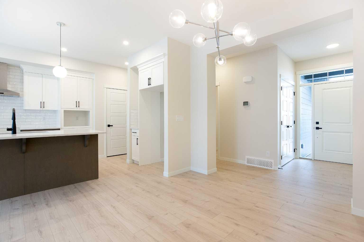 53 Creekside Passage SW