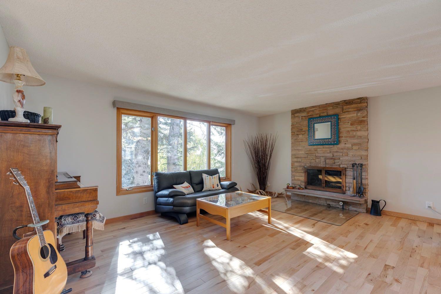 2712 Crawford Road NW