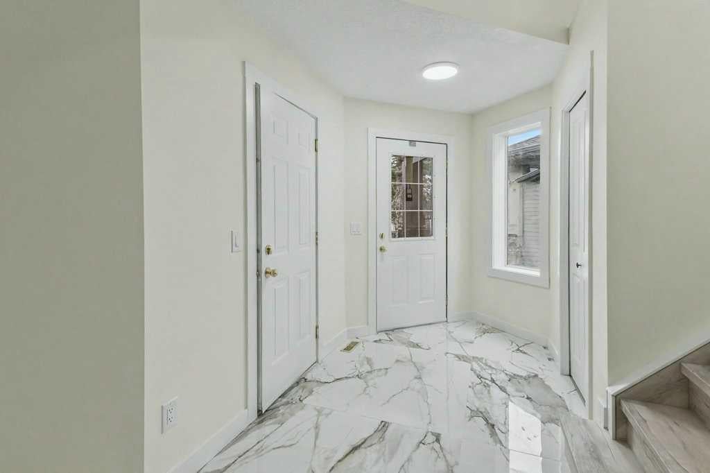 Photo of 176 Covehaven Road NE, Calgary, AB T2K 5W7 (MLS # A2347828)