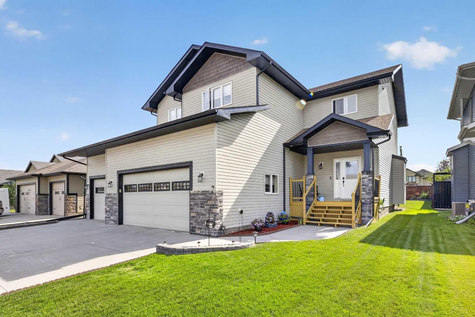9 Vantage Crescent