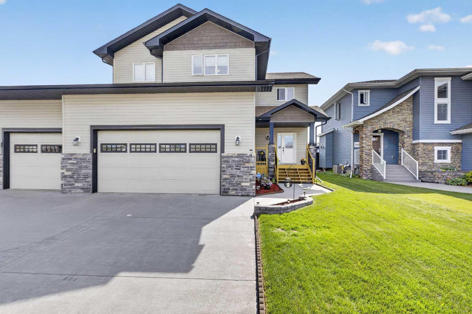 9 Vantage Crescent