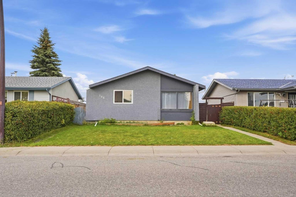 Photo of 188 Maitland Drive NE, Calgary, AB T2A 5T7 (MLS # A2351675)