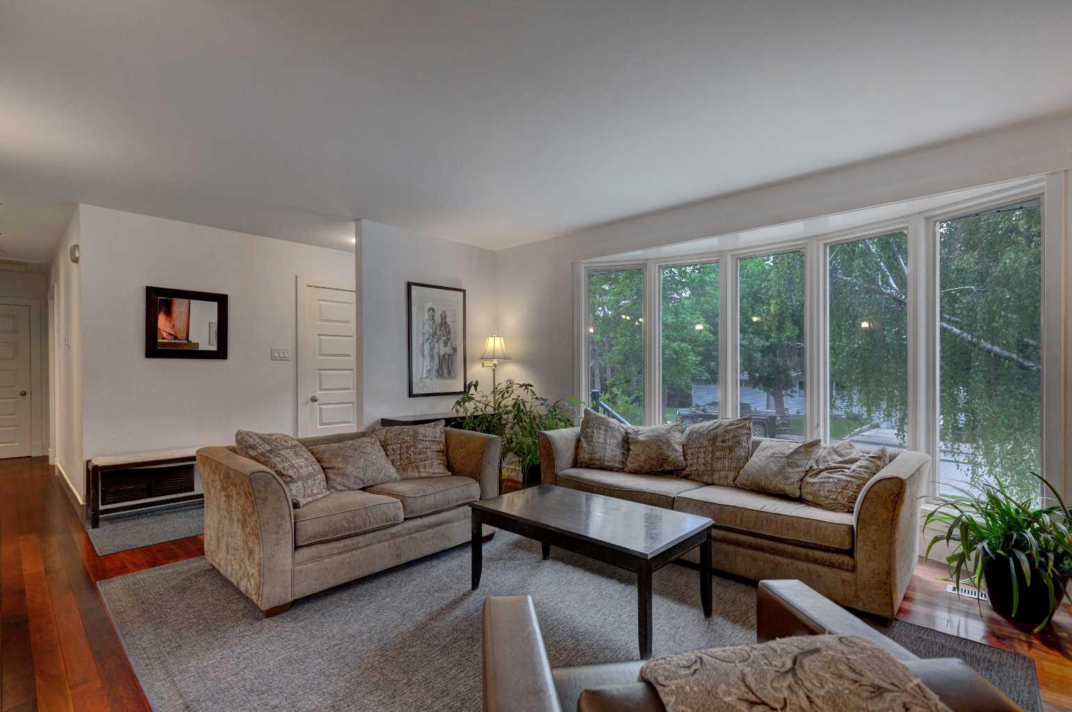 82 Gladys Ridge Road SW