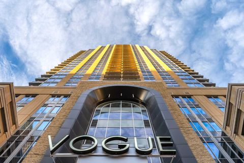 930 6 Avenue SW 2208 Calgary AB T2P 1J3