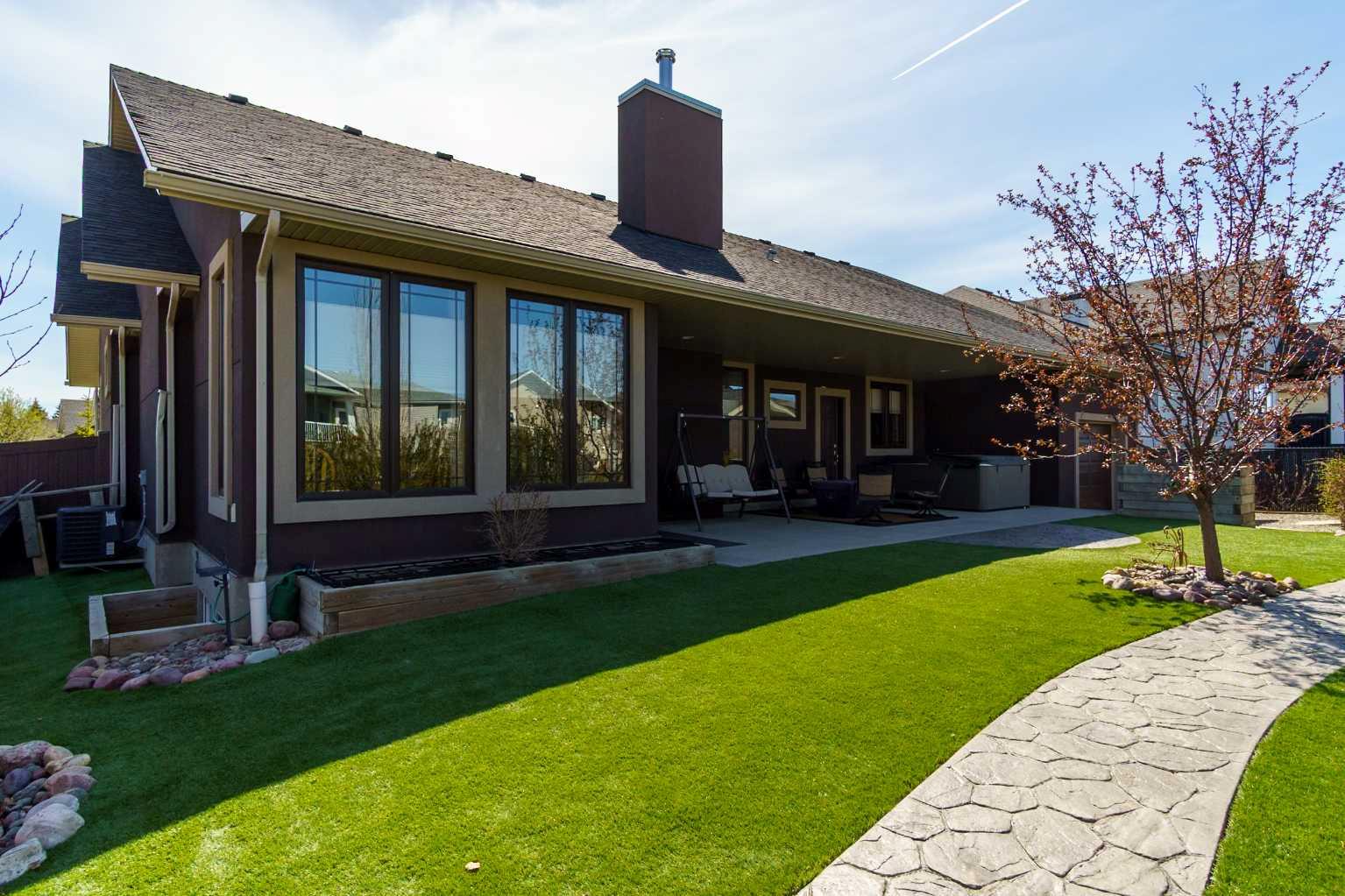2 Harrison Green