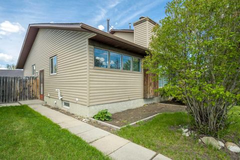 Photo of 2164 Summerfield Boulevard SE, Airdrie, AB T4B 1X5 (MLS # A2313901)
