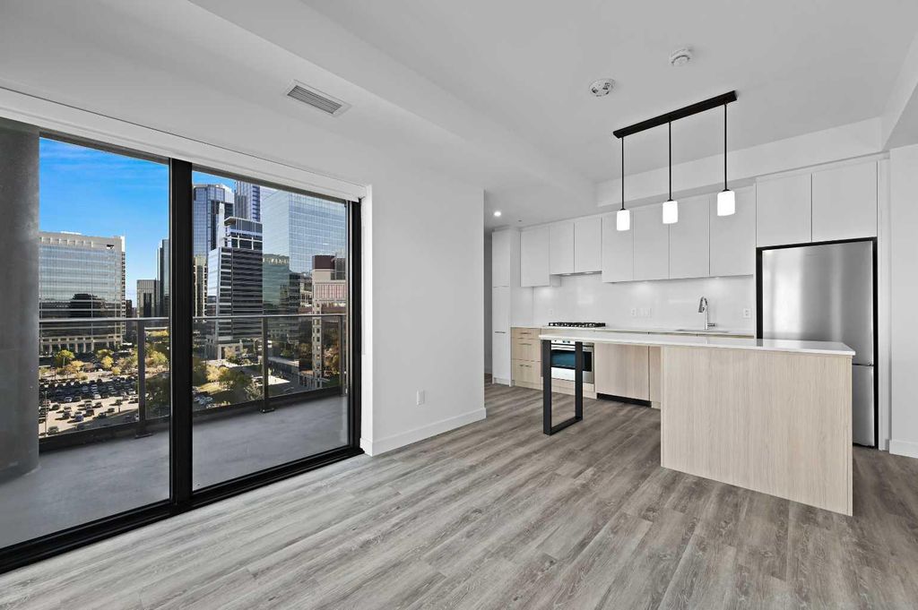 Photo of 730 2 Avenue SW #1102, Calgary, AB T2P 1R8 (MLS # A2260412)