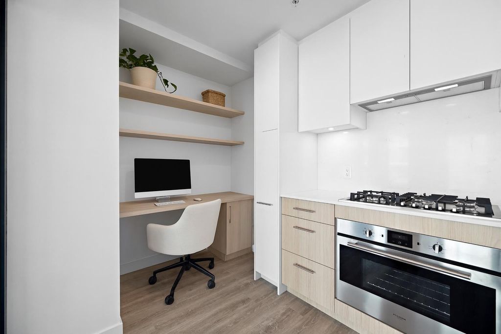 Photo of 730 2 Avenue SW #1102, Calgary, AB T2P 1R8 (MLS # A2260412)