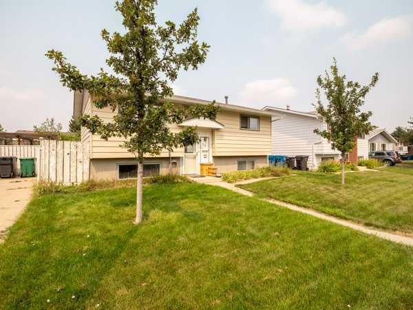 Photo of 15 Laval Court W, Lethbridge, AB T1K 4G2 (MLS # A2338064)