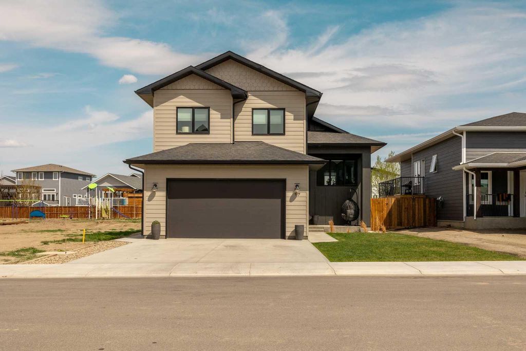 Photo of 17 Sage Brush Court, Taber, AB T1G 0G5 (MLS # A2309049)