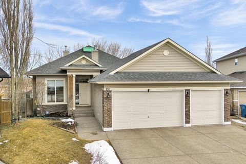 Photo of 151 Hawkmere View, Chestermere, AB T1X 1T8 (MLS # A2291921)