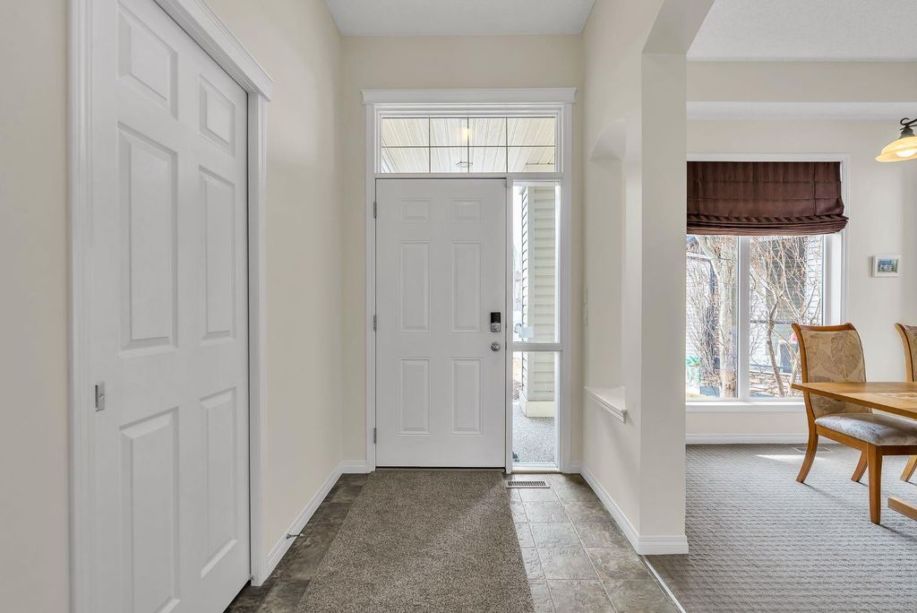 Photo of 151 Hawkmere View, Chestermere, AB T1X 1T8 (MLS # A2291921)