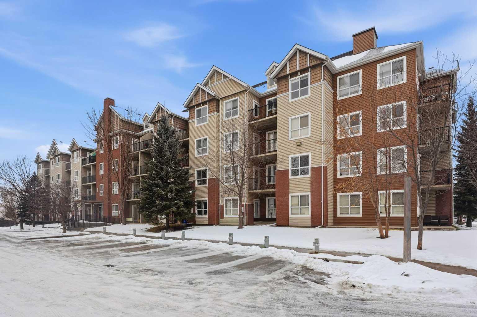 73 Erin Woods Court SE 1303