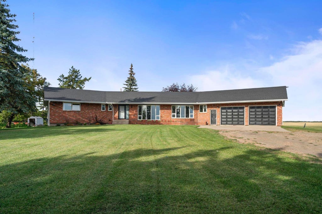 Photo of 20042 Township Road 472, Rural Camrose County, AB T4V 2N1 (MLS # A2320846)
