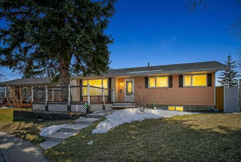 255 Penmeadows Close SE Calgary AB T2A 3S1