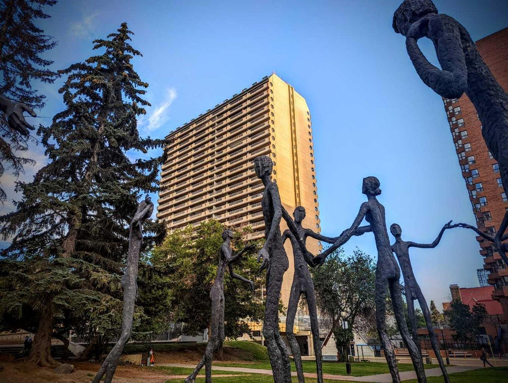 Photo of 221 6 Avenue SE #906, Calgary, AB T2G 4Z9 (MLS # A2316621)