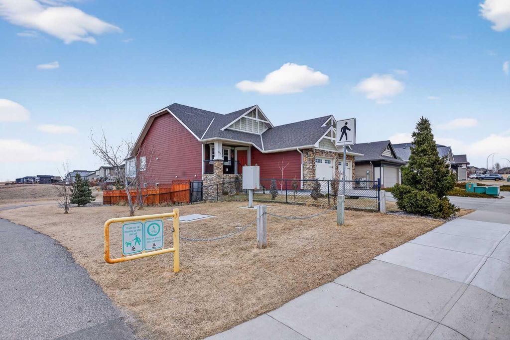 Photo of 641 Marie Van Haarlem Crescent N, Lethbridge, AB T1H 6Y9 (MLS # A2287414)