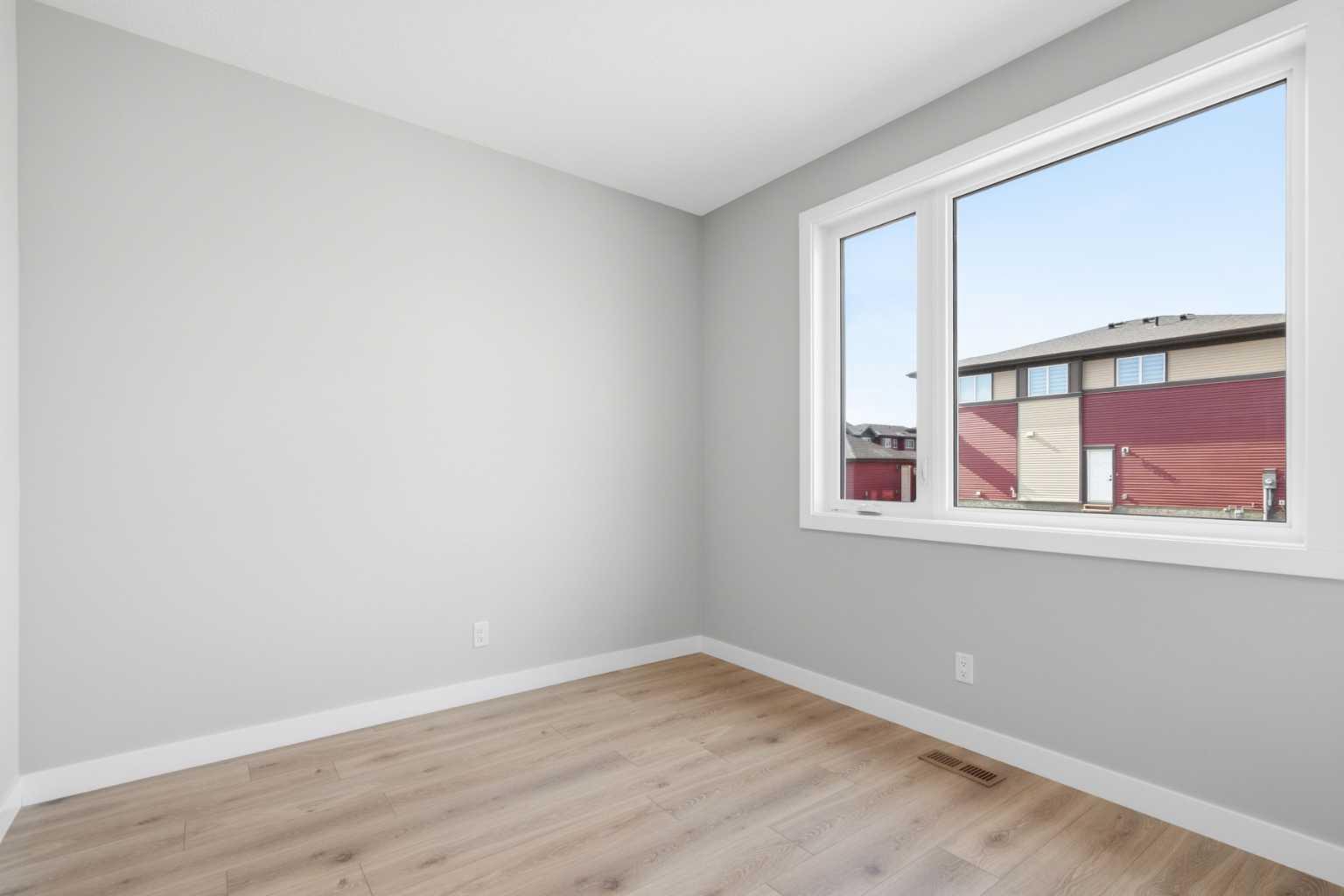 43 Belvedere Crescent SE