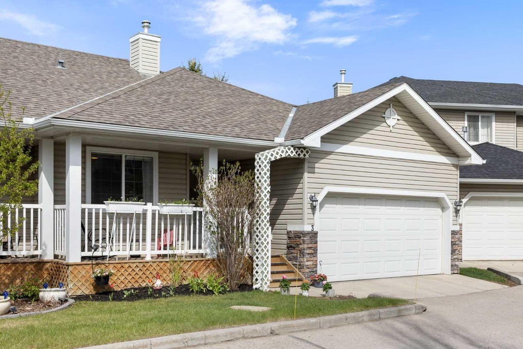 Photo of 117 Bow Ridge Drive #3, Cochrane, AB T4C 2G9 (MLS # A2318945)