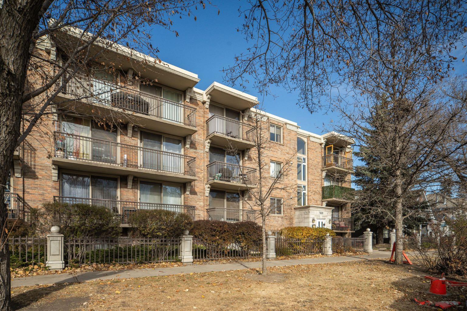 1420 Memorial Drive NW 406