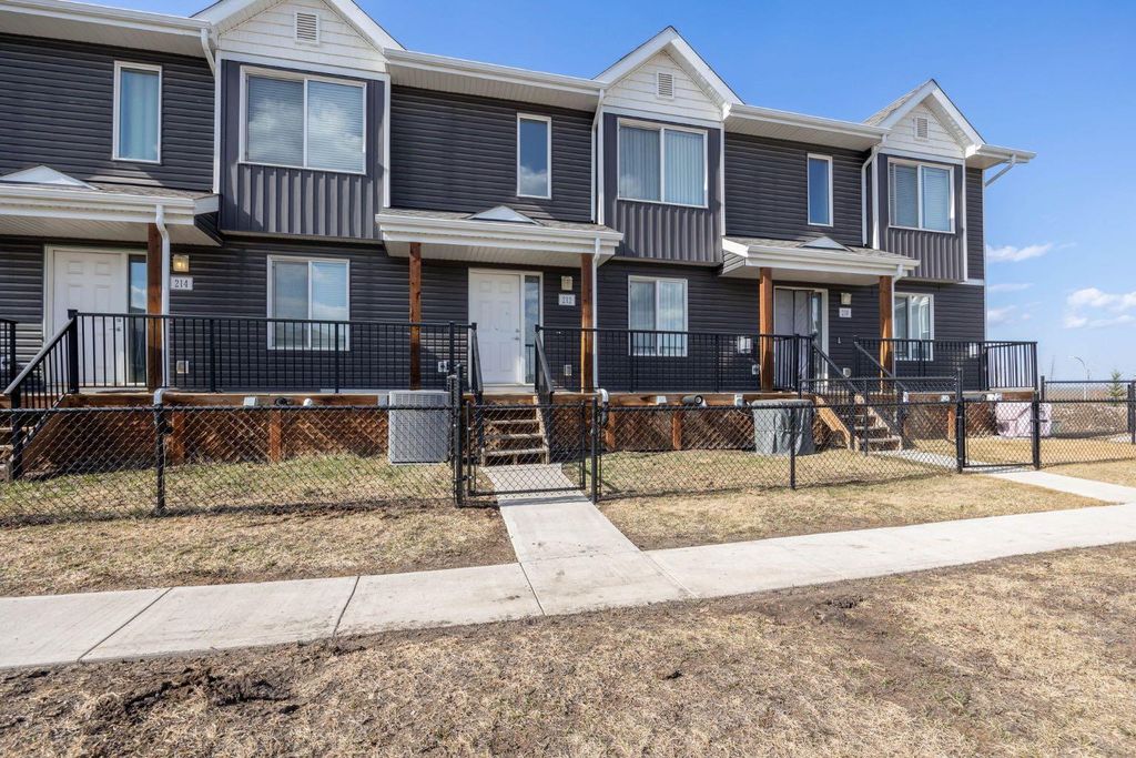 Photo of 401 Athabasca Avenue #212, Fort McMurray, AB T9J 1H4 (MLS # A2309967)