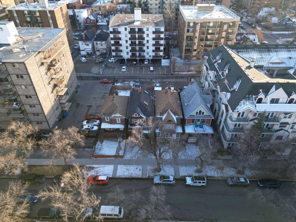 Photo of 1225 13 Avenue SW, Calgary, AB T3C 0T2 (MLS # A2299009)