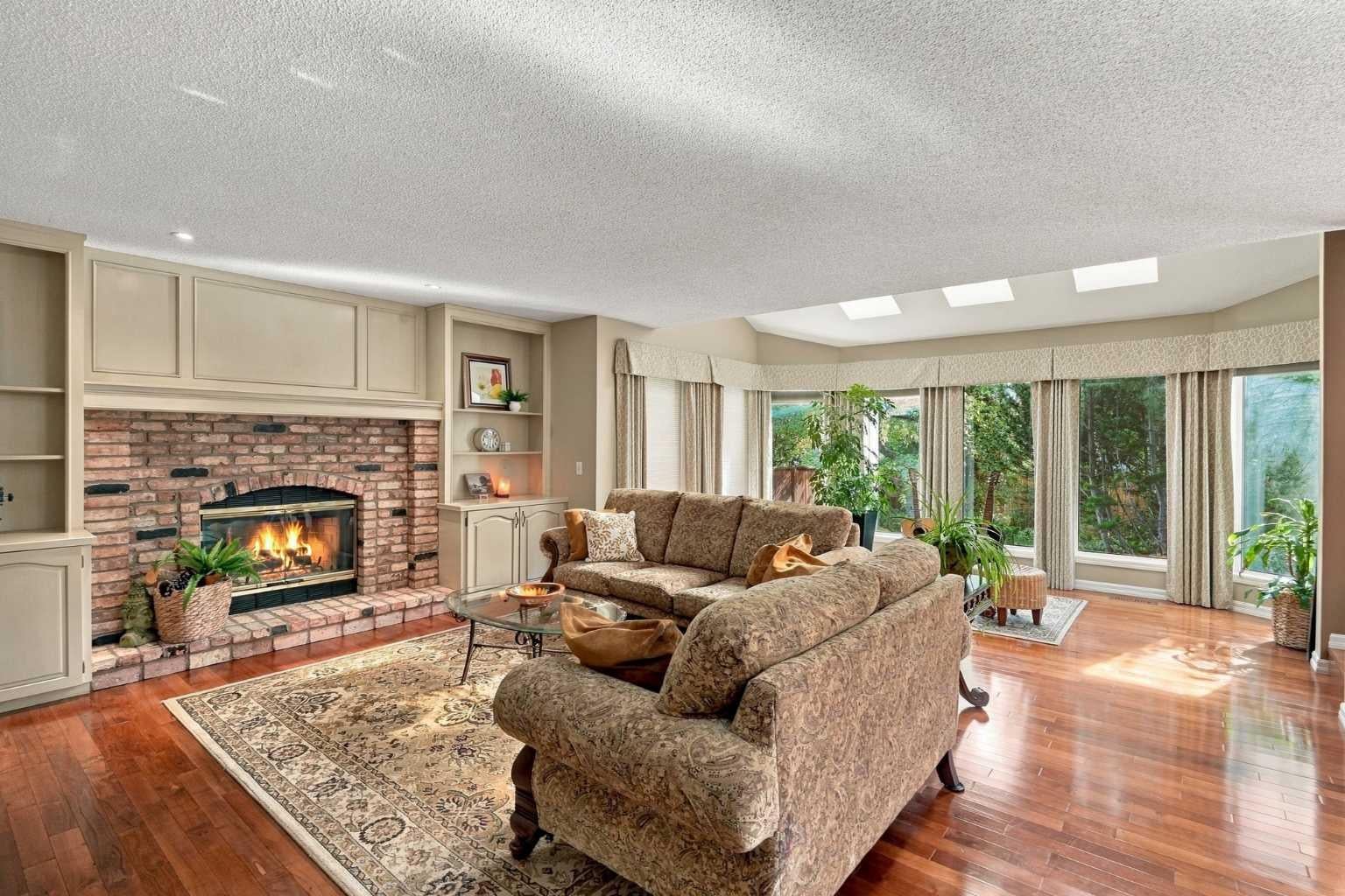 21 Mt Robson Close SE