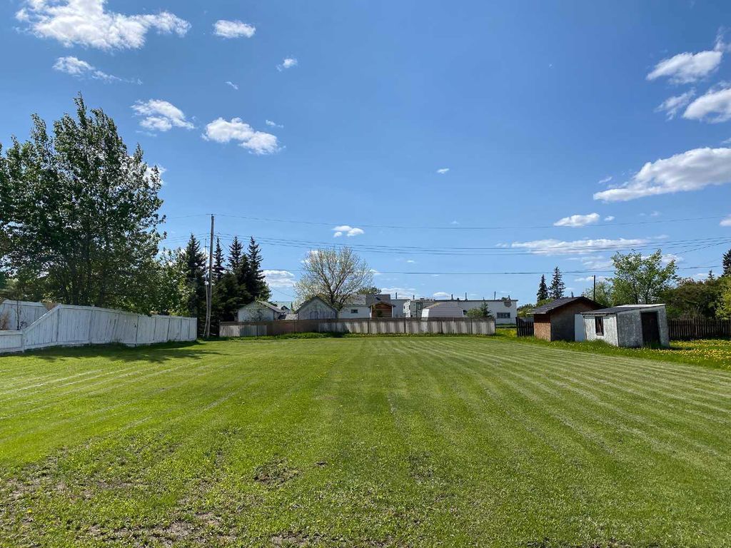 Photo of 4536 48 Street, Rycroft, AB T0H 3A0 (MLS # A2106910)