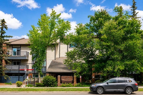 Photo of 550 Westwood Drive SW #305, Calgary, AB T3C 3T9 (MLS # A2334800)