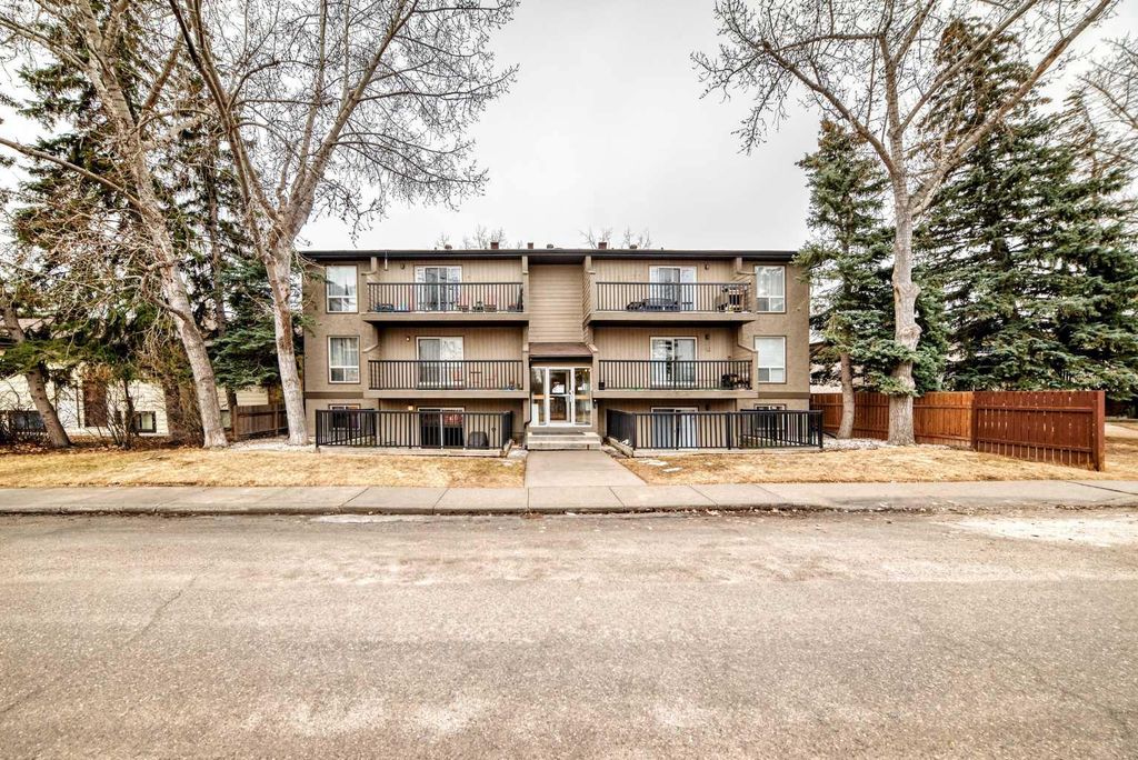 Photo of 4311 73 Street NW #105, Calgary, AB T3B 2N2 (MLS # A2295463)