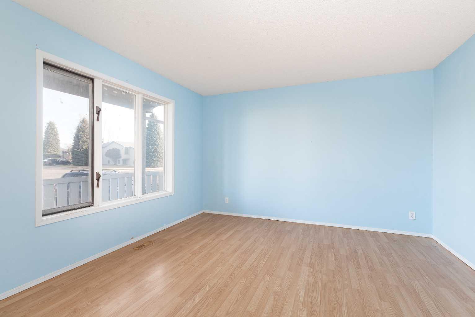 209 Mt Blakiston Road W