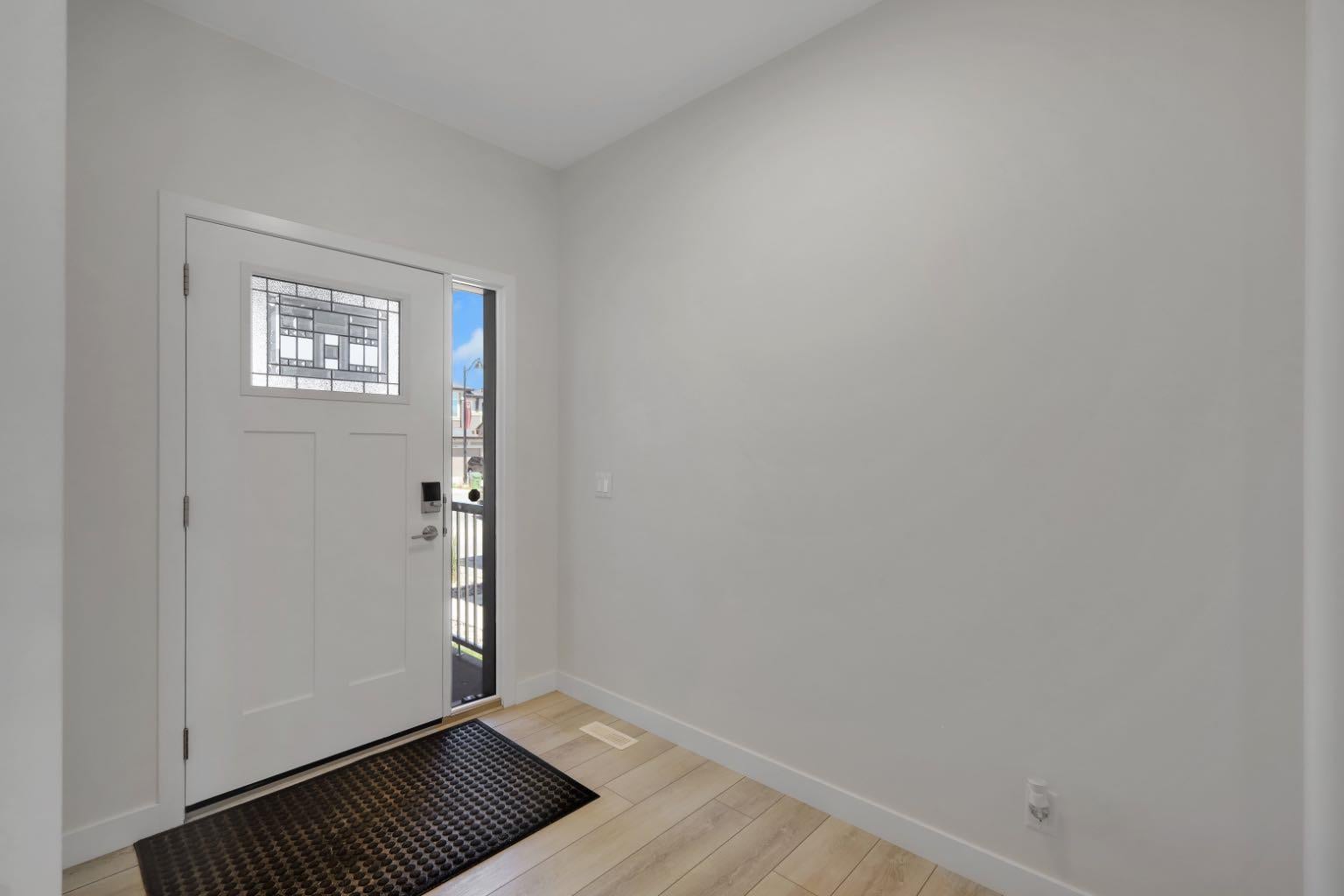 423 Legacy Circle SE