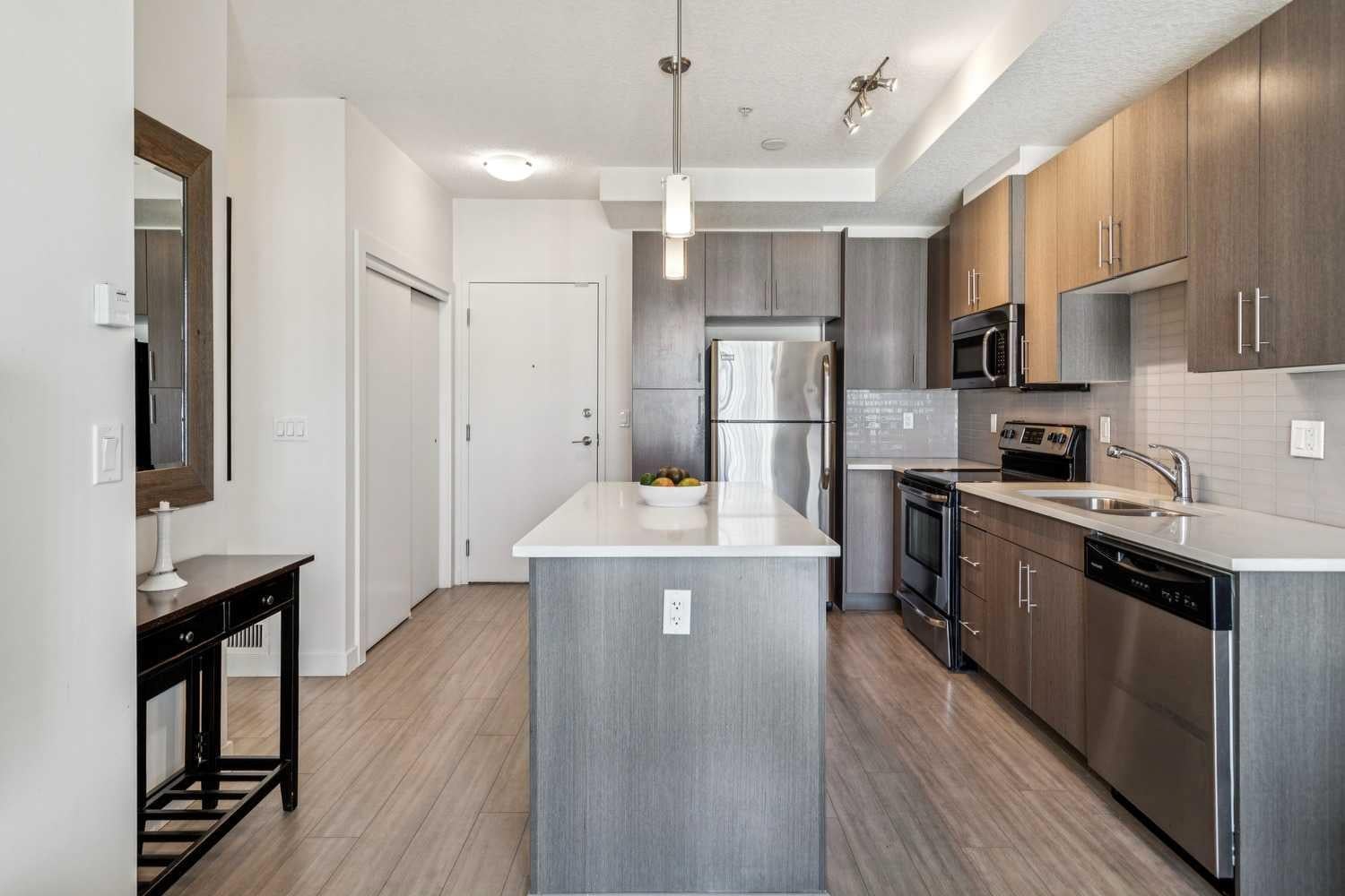 15233 1 Street Street SE 315
