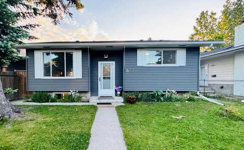 Photo of 1672 Marlyn Way NE, Calgary, AB T2A 3K7 (MLS # A2324575)