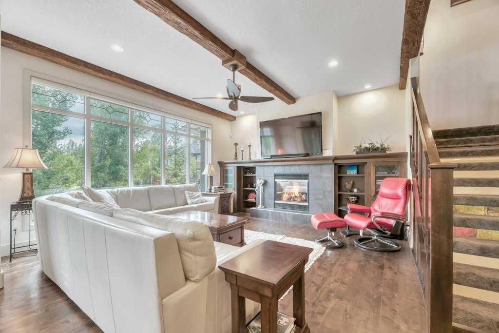 377 Evergreen Circle SW